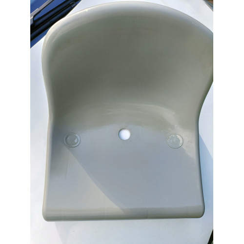 Кресло стадионное пластиковое - 2 крепления